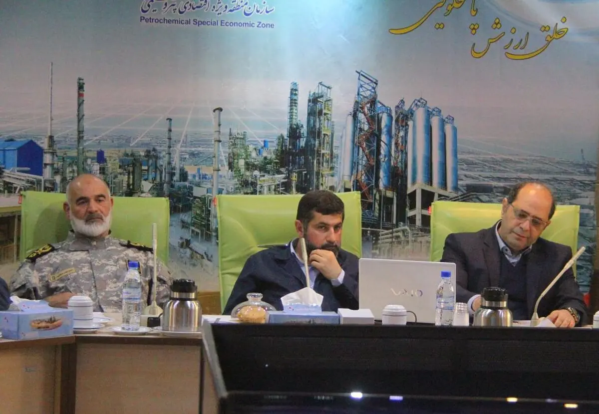 جلسه مشترک شورای تامین استان خوزستان در منطقه ویژه اقتصادی پتروشیمی