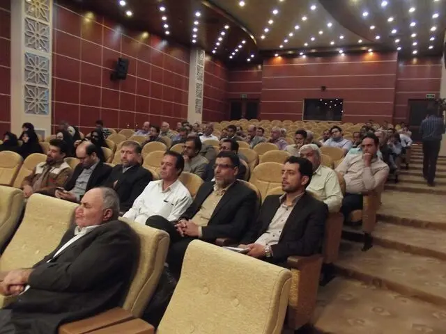 اجرای کامل اقتصاد مقاومتی دشمنان نظام را به زانو درمی‌آورد