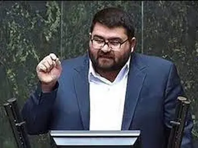 دولت برای افزایش حقوق کارگران، کارمندان و بازنشستگان ناز می‌کند/ منت افزایش ۲۰ درصدی حقوق را بر سر ملت می‌گذارند
