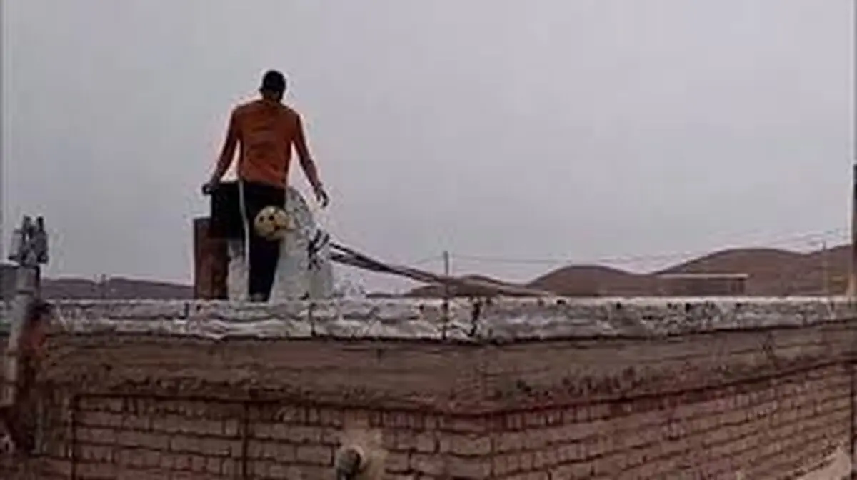 استعداد ناب ایرانی؛ این بار روی پشت بام! +فیلم