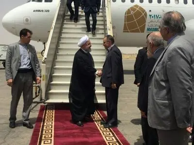 حسن روحانی وارد فرودگاه اهواز شد/ دعوت مقتدایی از خوزستانی ها برای استقبالی با شکوه