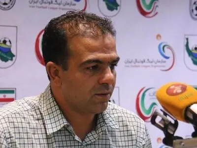داوود مهابادی: باید تلاش کنیم فجر به لیگ برتر برگرد