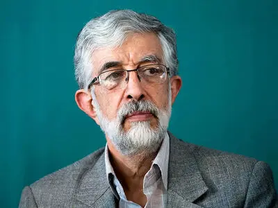 آموزش بدون پژوهش مانند درختی بدون میوه است