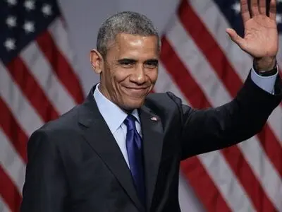 Obama rebukes Trump and Republicans for 'abuses of power,' urges Democrats to vote