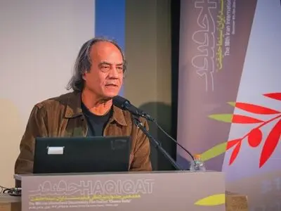 باید دنیا را عکاسانه تماشا کرد
