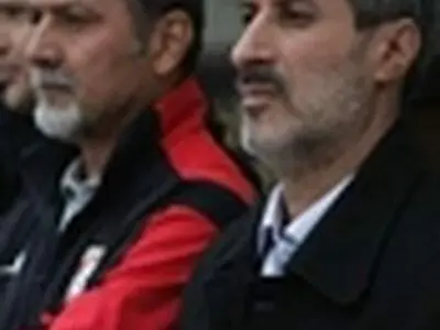 مایلی کهن با همراهی بازیکنان اسبق تیم ملی راهی زندان شد
