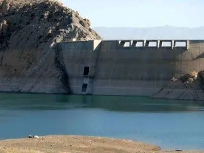 وضعیت بحرانی ذخیره آب در سد الغدیر ساوه / تنها 9 درصد حجم ذخیره آب در سدی با گنجایش 277 میلیون مترمکعبی