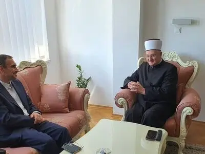 بررسی آخرین تحولات بین‌المللی و جهان اسلام در دیدار سفیر ایران با مفتی اعظم کرواسی