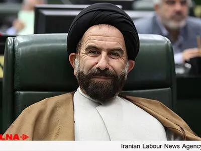 آقای رئیسی، کاندیدای انتخابات ریاست جمهوری نشوید