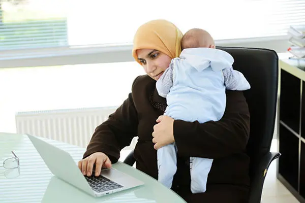 حمایت از مادران شاغل، سرمایه‌گذاری هوشمند برای آینده جمعیت

