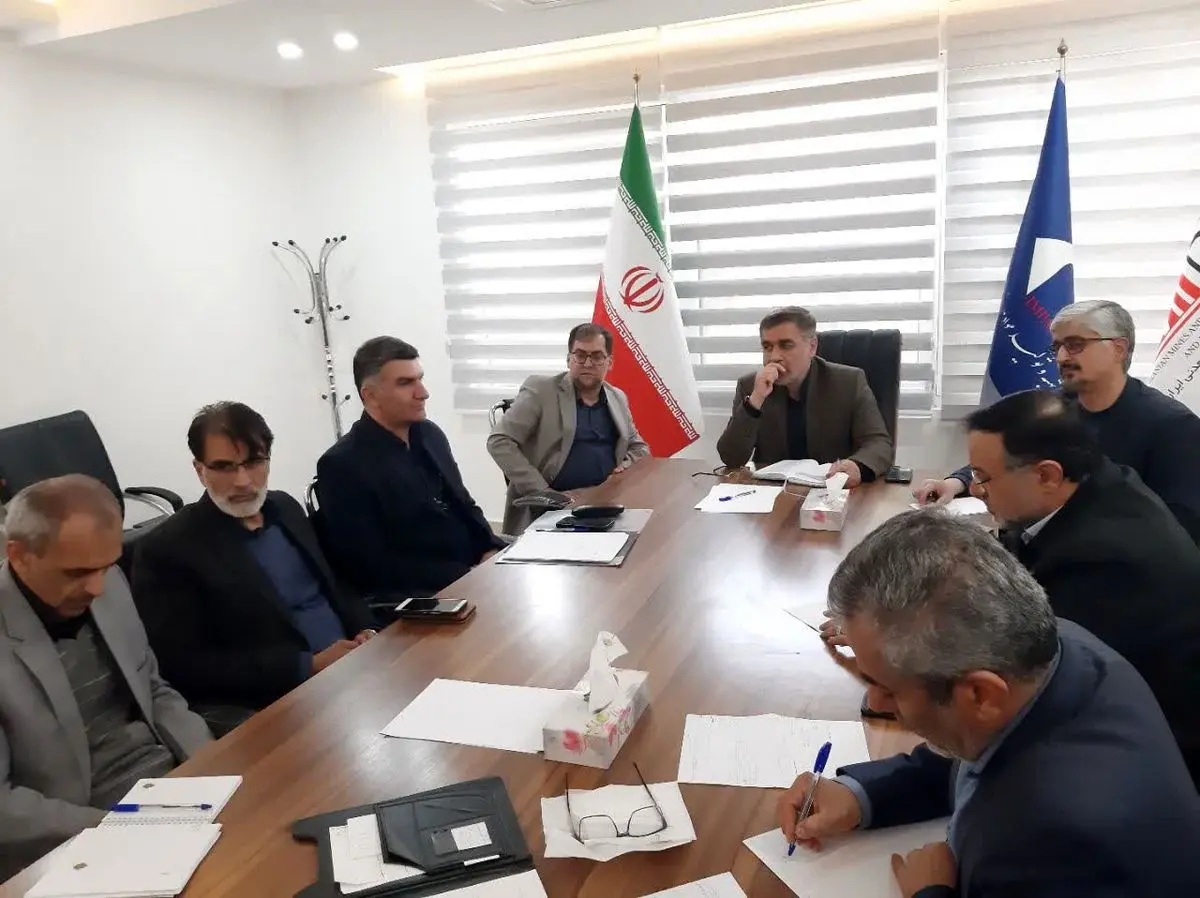 تهیه، تامین و توزیع کالاهای اساسی مستمر و بدون هیچ کمبودی در جریان است