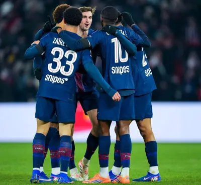 ویدئو: وقتی پی‌اس‌جی ۶ جامِ سال ۲۰۲۵ را به رخ کشید