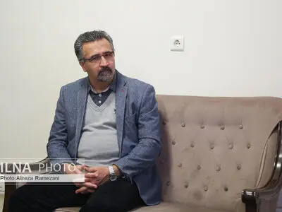 حق بازنگری قانون اساسی یک حق بشری و عقلانی است/ نظامی که راه بازنگری در سازوکارهای حکمرانی خود را مسدود کند،‌ قطعاً مشروعیت و کارآمدی خود را از دست خواهد داد