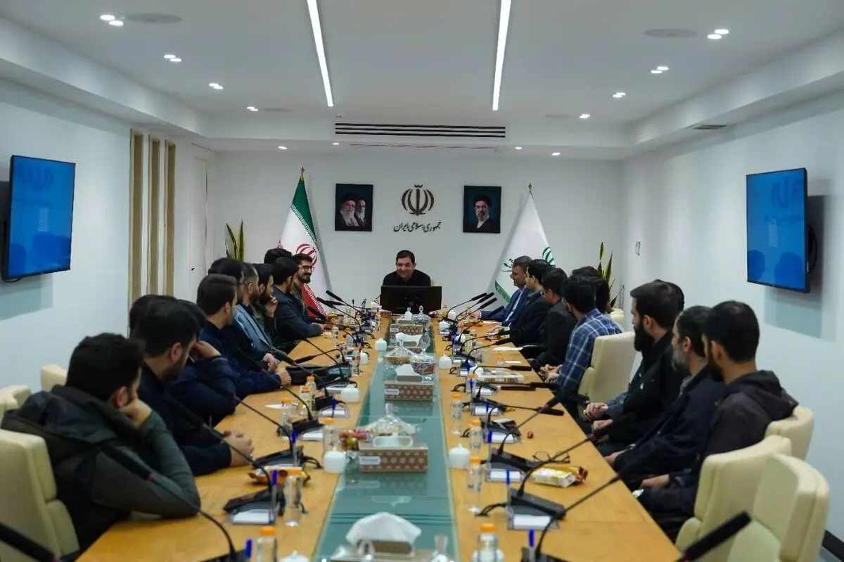 ثمره درایت رهبر شهید انقلاب به فلاکت افتادن ابرقدرت‌ها در برابر ملت ایران است