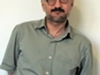 عضو حزب کارگزاران شده ام