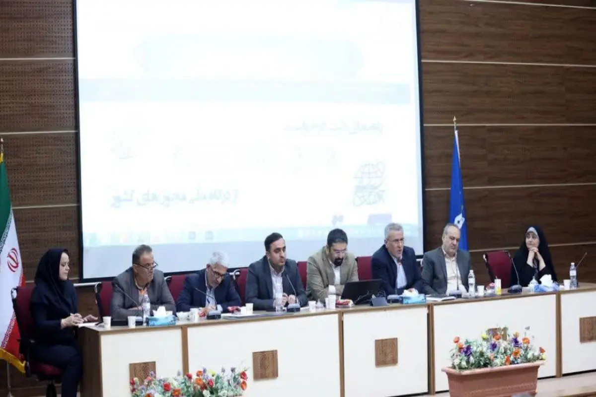 از پیشنهادهای کارشناسی شده رسانهها و خانه مطبوعات قزوین استقبال میکنیم