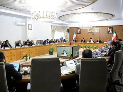 چرا دولت سیزدهم با وجود شعار مبارزه با فساد اقتصادی ، در دام آن افتاد؟
