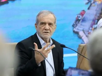  برخی از کشورها تلاش‌هایی را برای میانجی‌گری شروع کرده‌اند