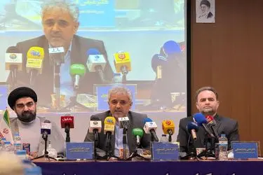 پوزش می‌طلبم و از همه مدیران و مسئولان بابت هرگونه سوءتفاهم عذرخواهی می‌کنم