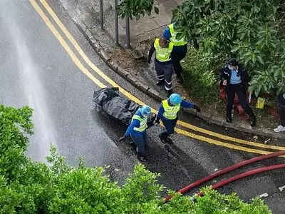 ۱ کشته در پی آتش‌سوزی در هنگ کنگ