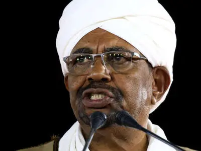 البشیر یصدر قرارات من بینها "الطوارئ" دون التطرق لإعادة ترشحه أو مصیر رئاسته للحزب الحاکم