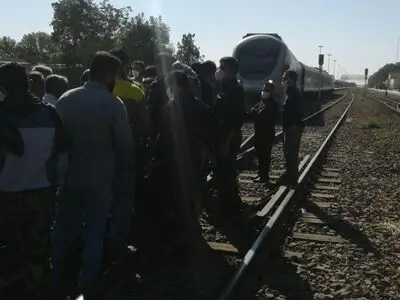 کارگران ابنیه فنی ورامین خواستار مشخص شدن وضعیت مطالبات خود شدند