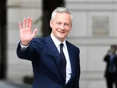 US cannot decide for Iran-EU cooperation: French Minister
