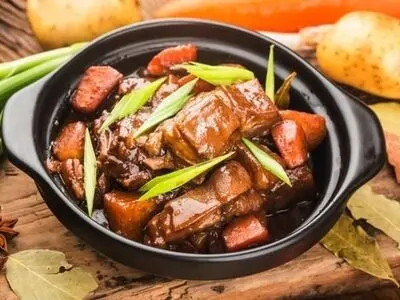 ترفند سرآشپزها برای پخت سریع تر گوشت