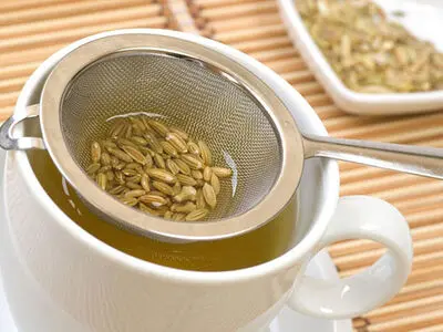 تورم و قرمزی چشم را با این گیاهان درمان کنید