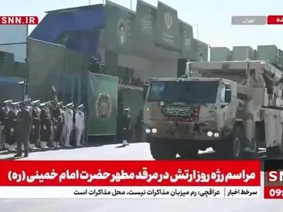نمایش موشک های پدافندی برد بلند صیاد و سامانه‌های راداری پدافندی برد بلند ارتش ایران + فیلم