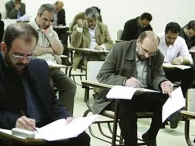 پذیرش ۱۰ هزار نفر در آزمون دکتری دانشگاه آزاد