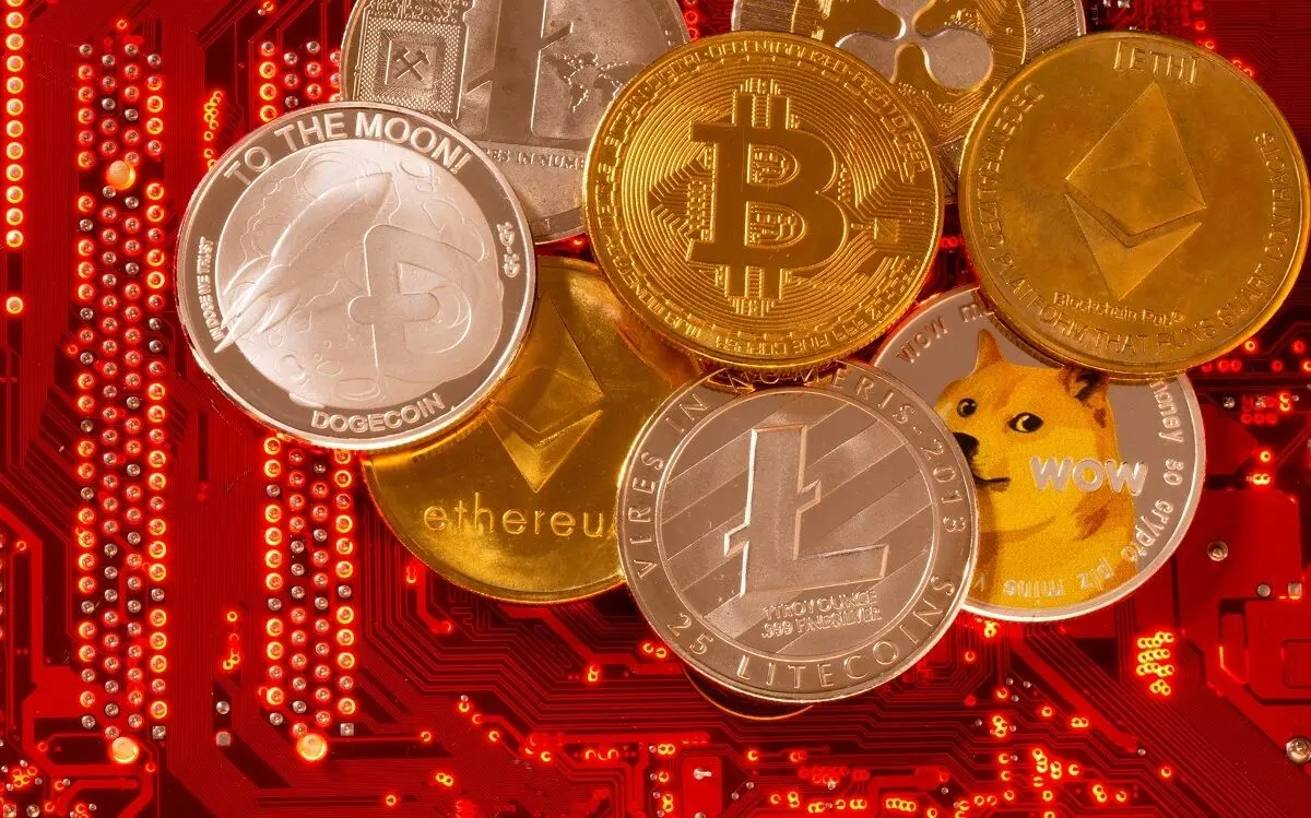 قیمت بیت کوین و ارز‌های دیجیتال امروز جمعه ۱ خرداد ۱۴۰۵ + جدول 