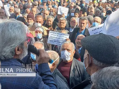 از مجلس بابت اخذ ۷۰ هزار میلیارد تومان طلب تامین اجتماعی تشکر می‌کنیم/ مدیرعامل سازمان تامین اجتماعی پاسخگوی معوقه متناسب‌سازی باشد/ سهام بانک رفاه به بازنشستگان واگذار شود 