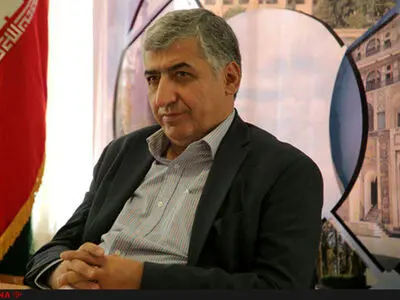 ایرلاین‌های مسیرهای خاص تا اواسط مرداد بسته شده‌/افراد را مجانی خارج می‌برند/به من گفتند ارز خط قرمز ماست به‌هیچ وجه درباره آن صحبت نکنید