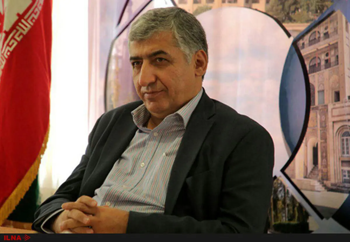 ایرلاین‌های مسیرهای خاص تا اواسط مرداد بسته شده‌/افراد را مجانی خارج می‌برند/به من گفتند ارز خط قرمز ماست به‌هیچ وجه درباره آن صحبت نکنید