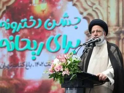 آینده متعلق به دختران نوجوان کشور است