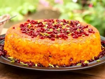 ته چین مرغ و بادمجان در پلوپز