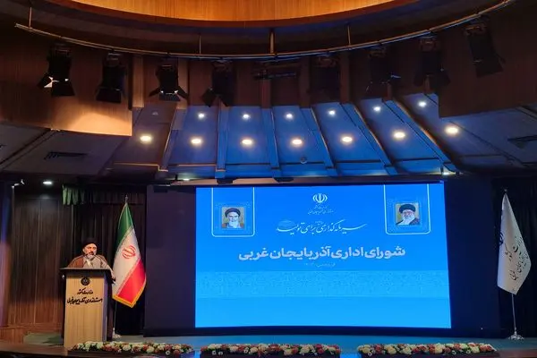 اقامه نماز جماعت در ادارات باید جدی گرفته شود