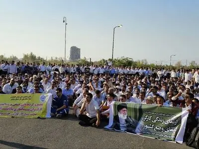 تجمع کارگران پیمانکاری پالایشگاه‌های پارس جنوبی