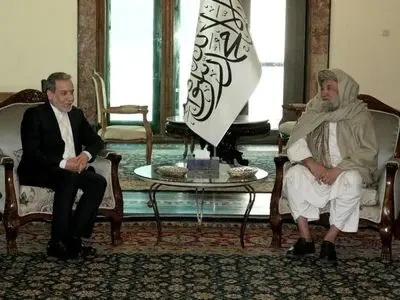 در دیدار رئیس‌الوزرای افغانستان و عراقچی چه گذشت؟