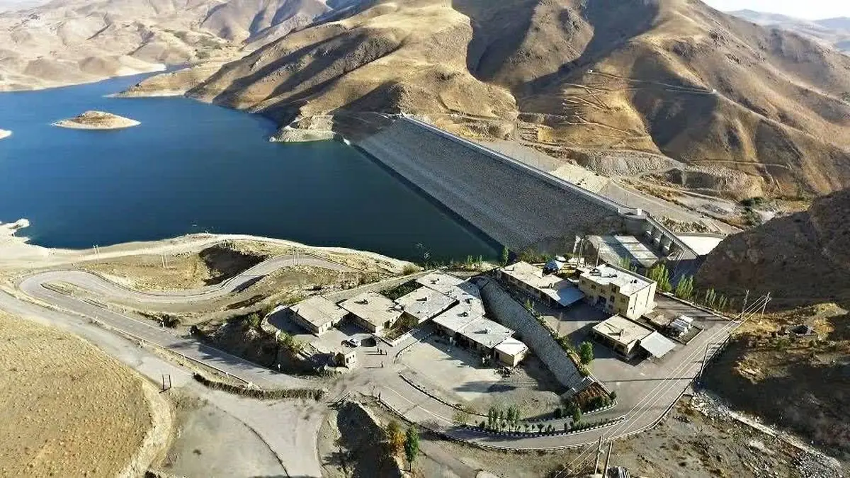 90 درصد از حجم مخازن سدهای استان خالی است