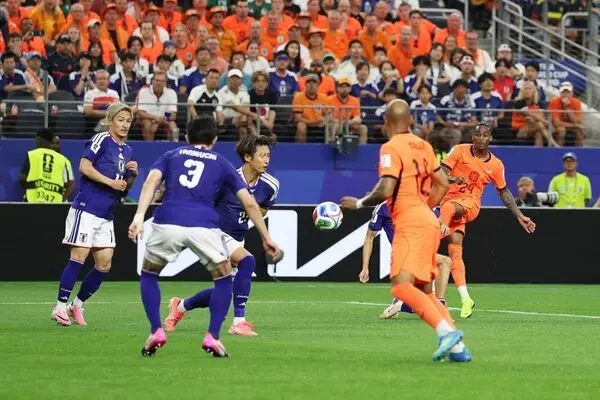 Japan Stun Netherlands Late to Secure 2-2 Draw in World Cup Opener