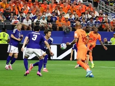 Japan Stun Netherlands Late to Secure 2-2 Draw in World Cup Opener