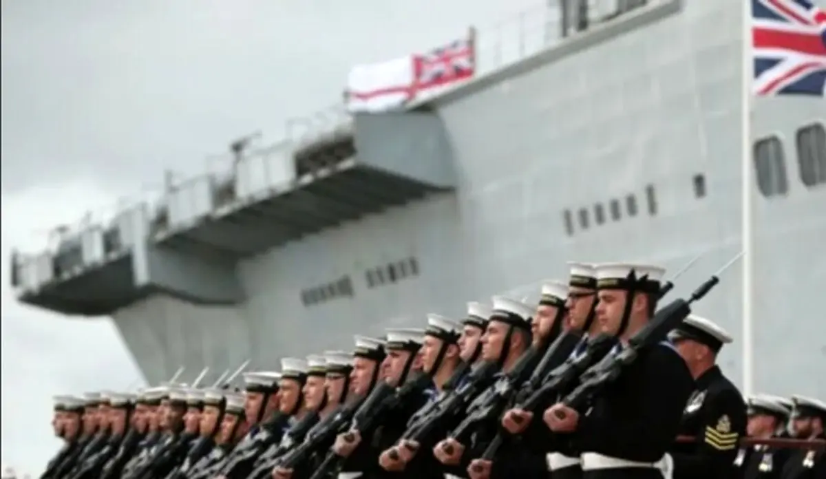 تایمز: نیروی دریایی بریتانیا برای استقرار ناو مین‌روب در تنگه هرمز آماده می‌شود