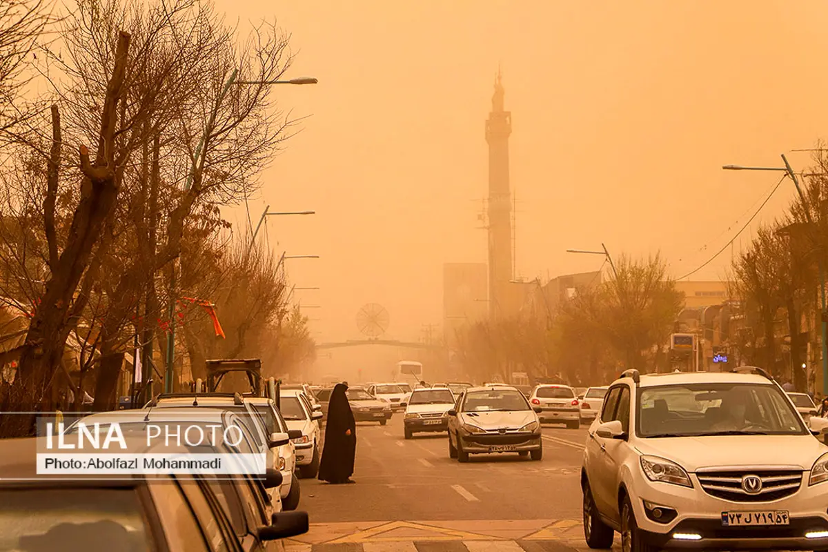 گرد و غبار آسمان ایلام را فرا گرفت