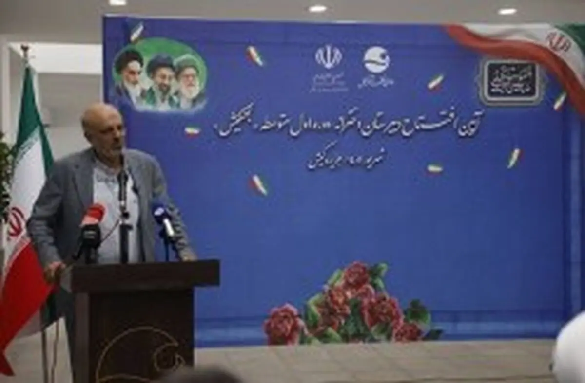 علیرضا منادی سفیدان از پیگیری مسائل معلمان و مدارس کیش در مجلس خبر داد