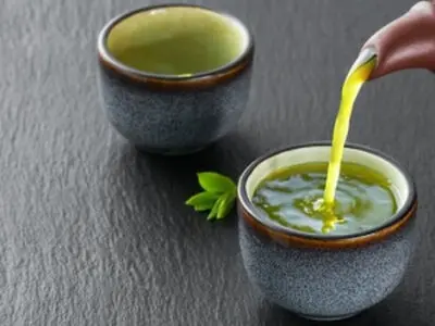 طرز تهیه دمنوش برگ مو 