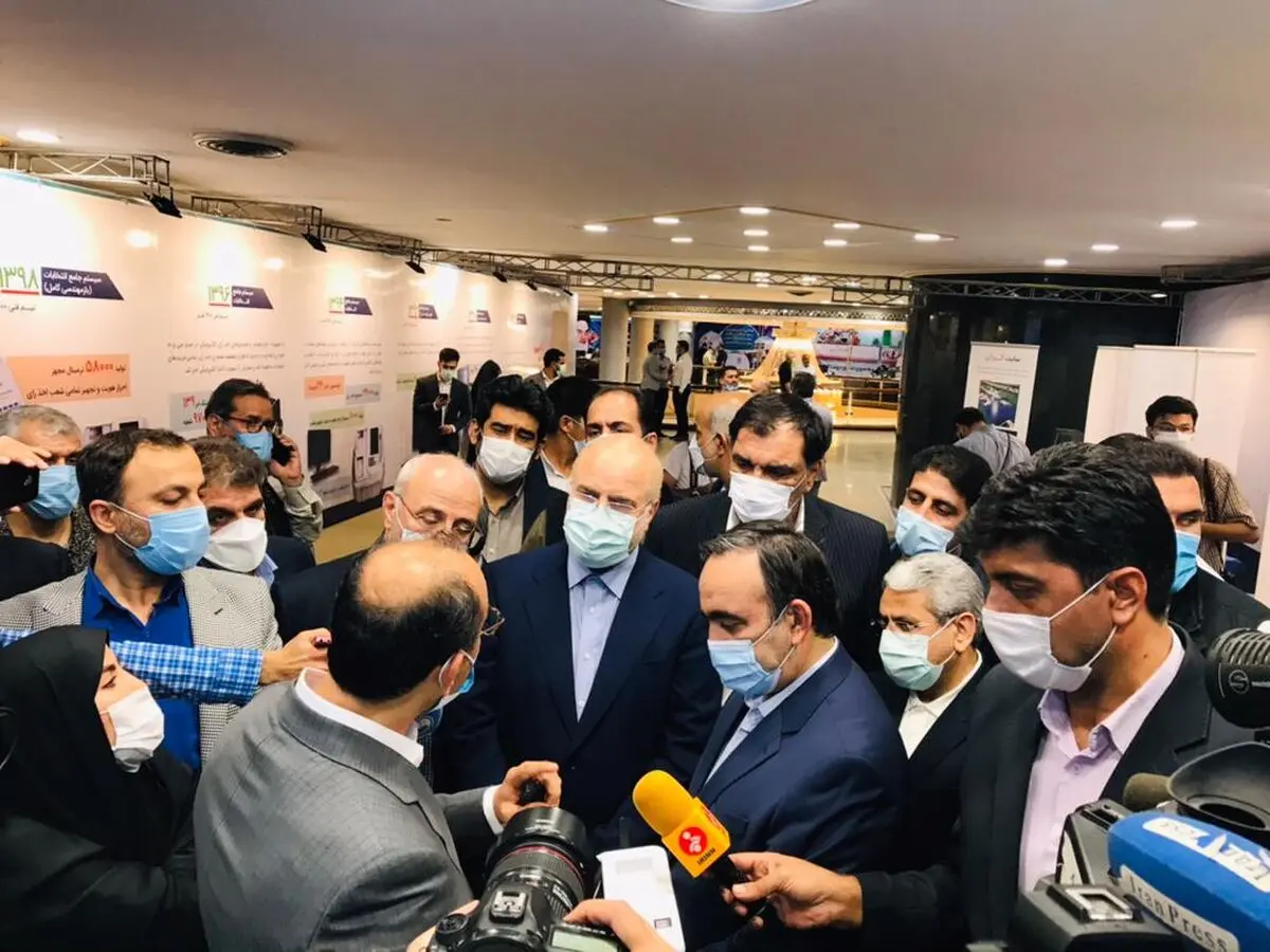 قالیباف در ستاد انتخابات کشور حضور یافت