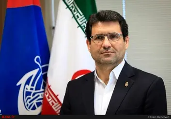 امنیت کشتی‌های تجاری همه کشورها را تامین می‌کنیم/ ناوگان خارجی نگران ورود به بنادر تحت مالکیت ایران نباشند/ کالاهای اساسی به وفور در بنادر کشور انبار شده‌اند