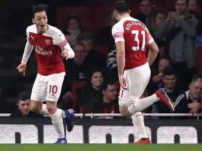 آرسنال 5 -1 بورنموث / بدرقه بورنموث با توپ و گُل!